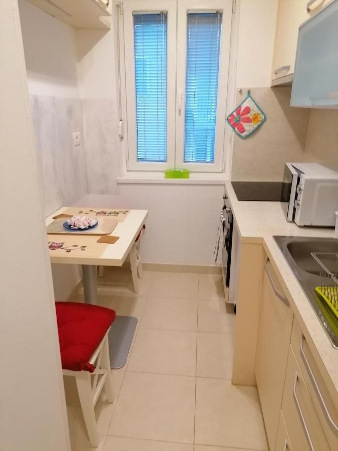 Apartma Ladinka Ізола Екстер'єр фото