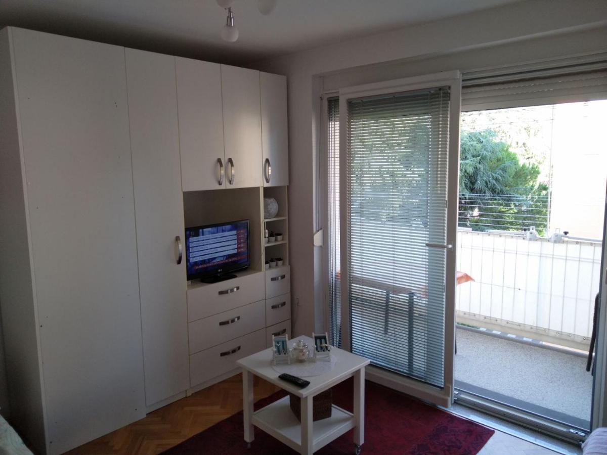 Apartma Ladinka Ізола Екстер'єр фото